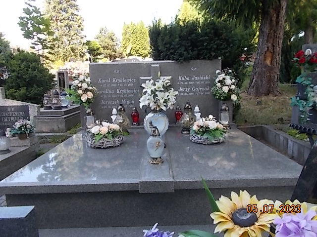 Grób JAKUB JASIŃSKI