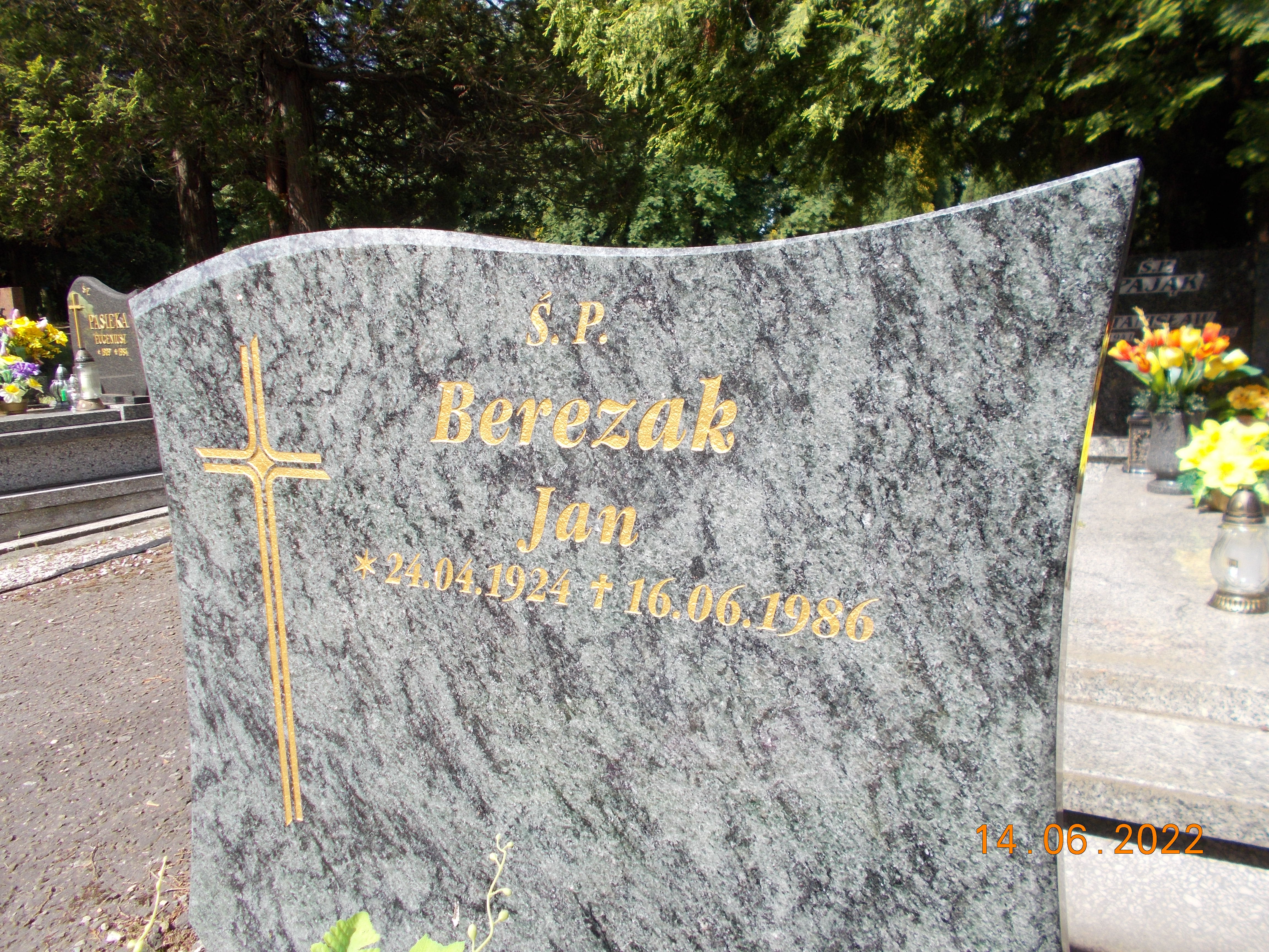 Jan BEREZAK 1924 Bielsko-Biała - Grobonet - Wyszukiwarka osób pochowanych