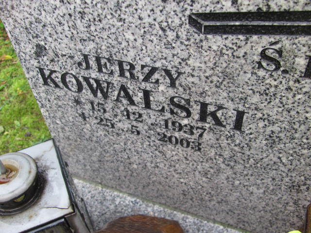 Jerzy KOWALSKI 1937 Bielsko-Biała - Grobonet - Wyszukiwarka osób pochowanych