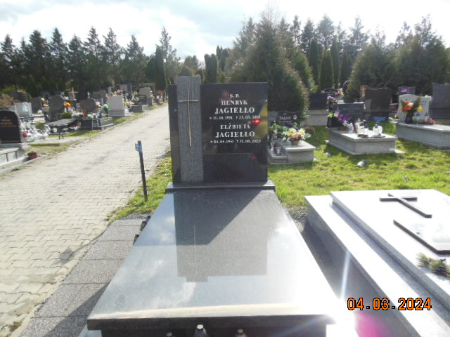 Elżbieta JAGIEŁŁO 1951 Bielsko-Biała - Grobonet - Wyszukiwarka osób pochowanych