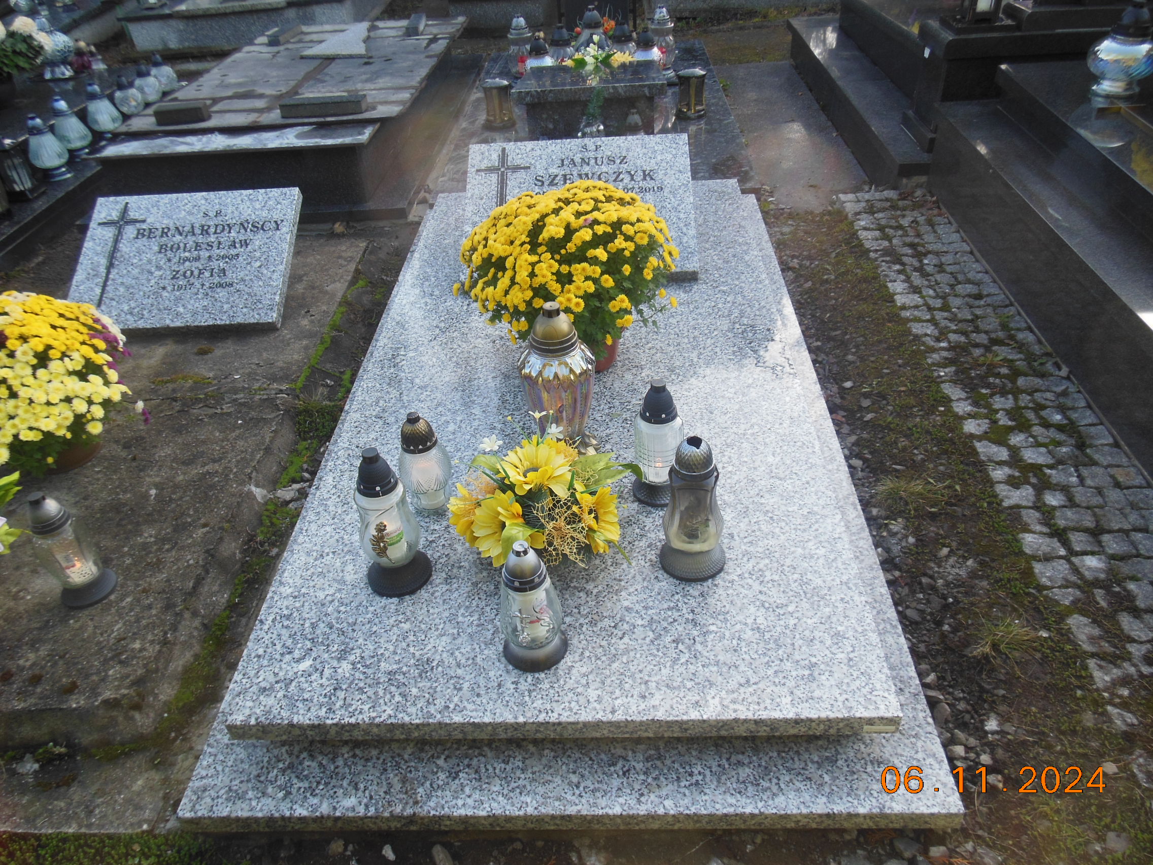 Janusz SZEWCZYK 1943 Bielsko-Biała - Grobonet - Wyszukiwarka osób pochowanych