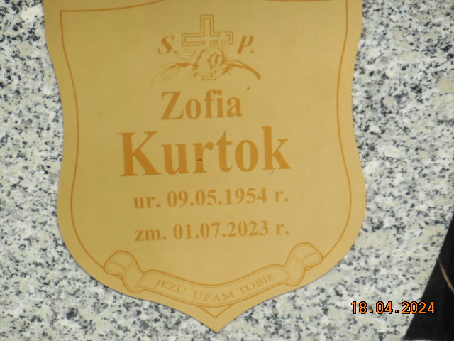 Grób ZOFIA KURTOK