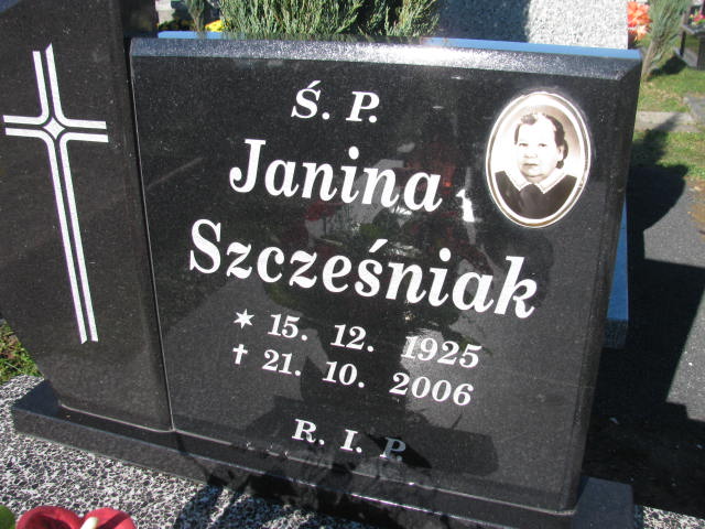 Janina SZCZEŚNIAK 1925 Bielsko-Biała - Grobonet - Wyszukiwarka osób pochowanych